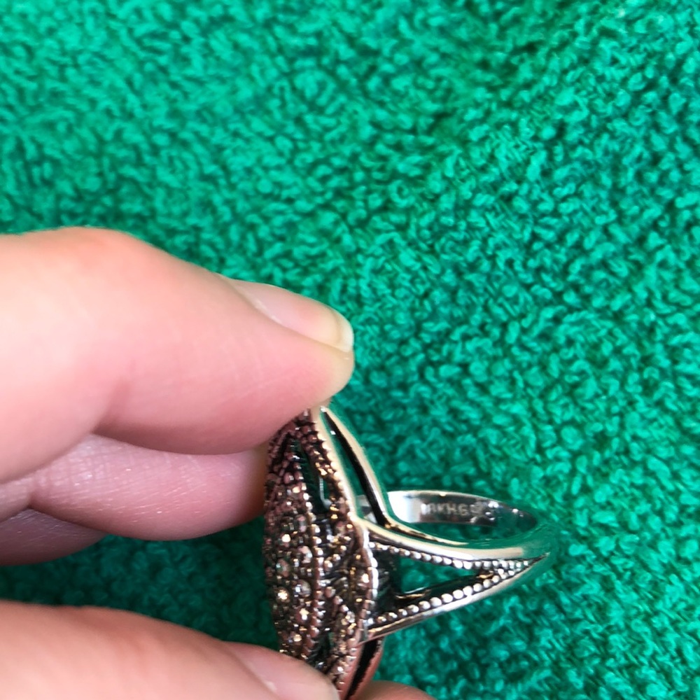 Statement ring! - Picture 5 of 5